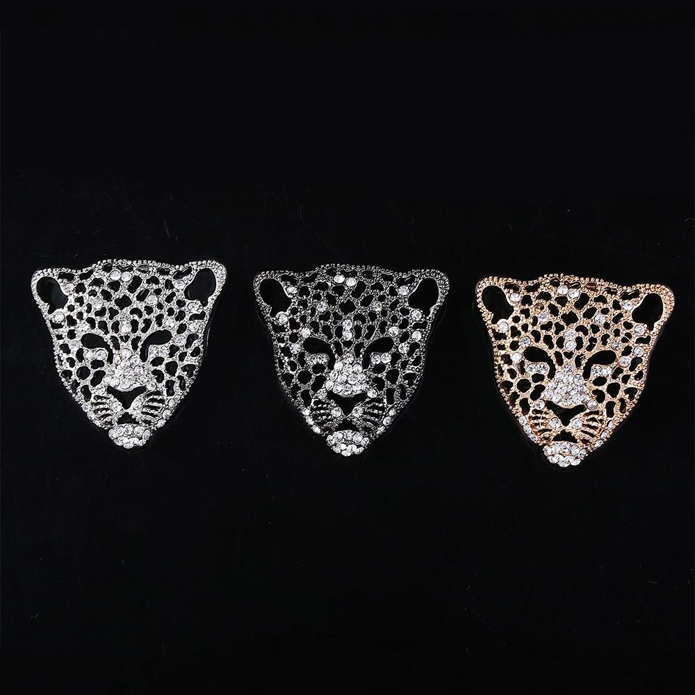 Retro Hollow Rhinestone Collar Pins Male Ornaments Leopard Brooch Rhinestone Brooch Men Badges
