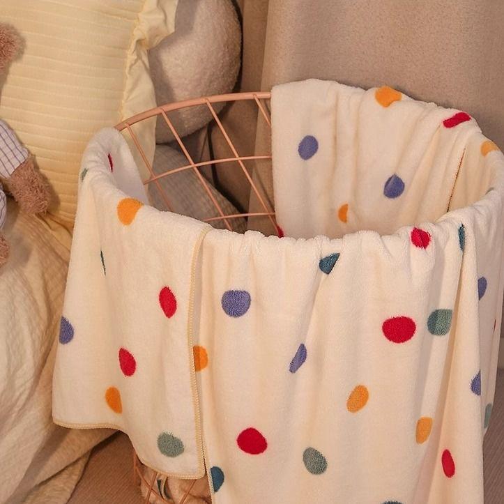 Cute Pom-pom Bath Towel for Women Super Absorbent Towel High-appearance Wrap Towel for Summer Dormitory Use