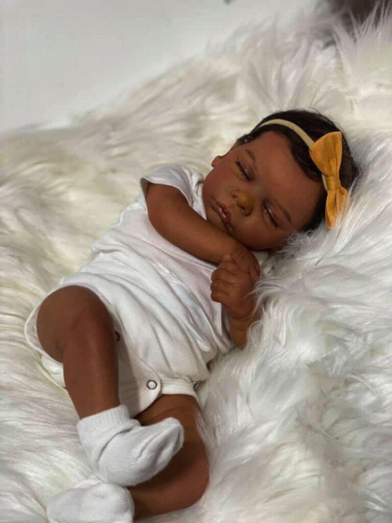 49cm Realistic Dark Skin Doll Romy: Hand-Painted, High-End, 3D Skin 49cm Cloth Body