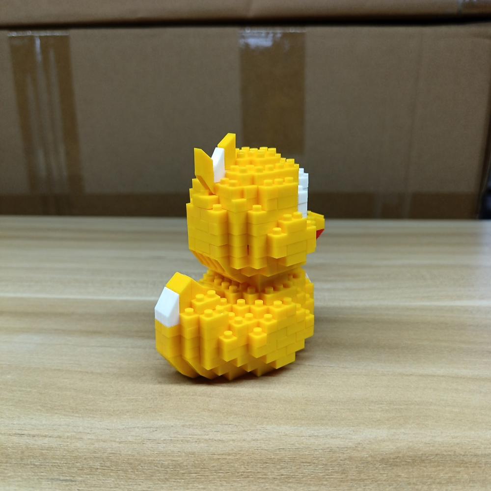 Little Yellow Duck Assembly Building Blocks Toys Party Gifts Animal 3D Model Micro Mini Diamond Bricks Pig Panda Hamster Snail