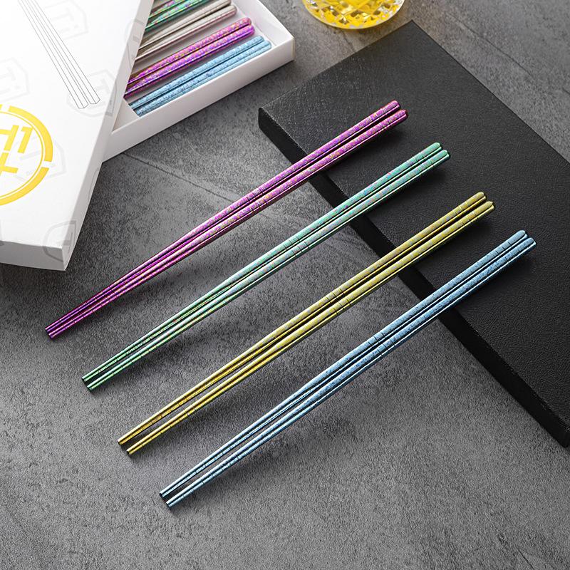 5 Pairs Pure Titanium Chopsticks Set With Gift Case Reusable Non-slip Chopsticks Korean Food Sushi Sticks Chopsticks Home Party