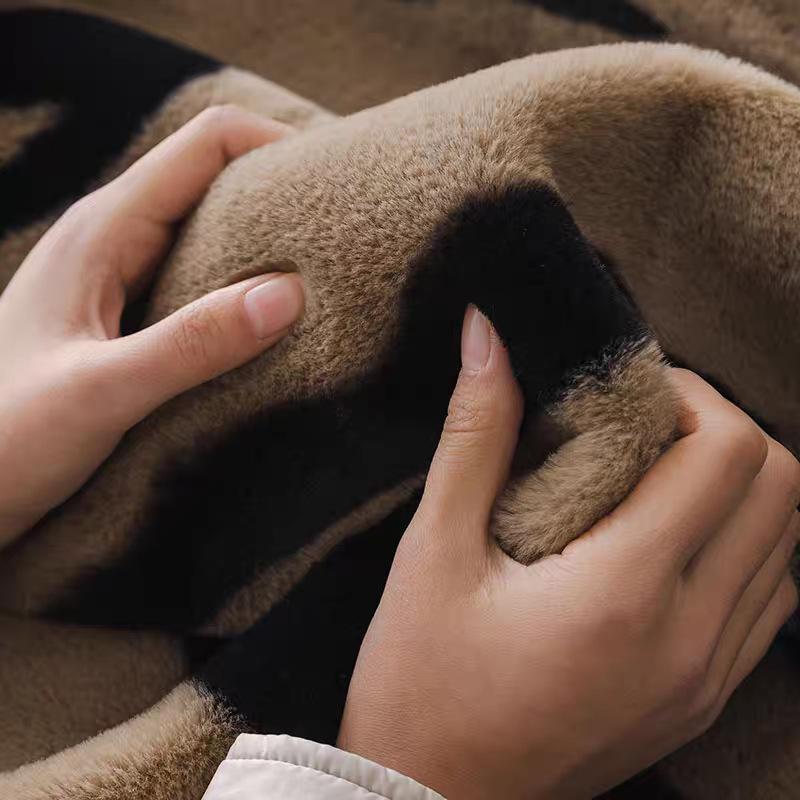 Mink Texture Plush Sofa Cushion Winter Thick Imitation Rabbit Plush Seat Cushion Warm Non-slip Zebra Pattern Sofa Towel