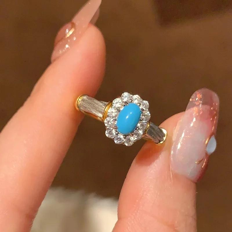 

Бирюзовые кольца из серии «Цветы» для женщин Легкая роскошь Инкрустированный циркон Модный шарм Креативное кольцо Парный стиль Циркон resizable синий