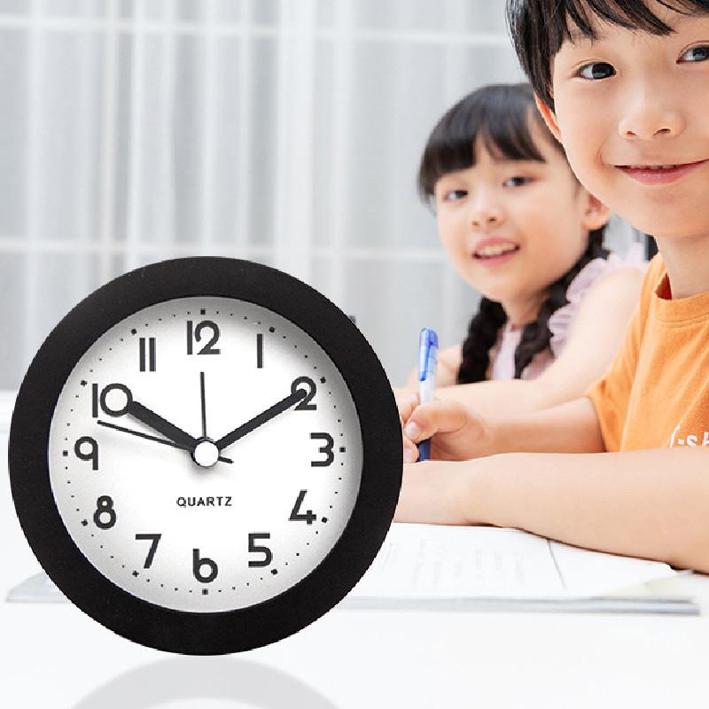 Childrens Bedroom Alarm Clock With Night Light And Battery Power For Kids Learning