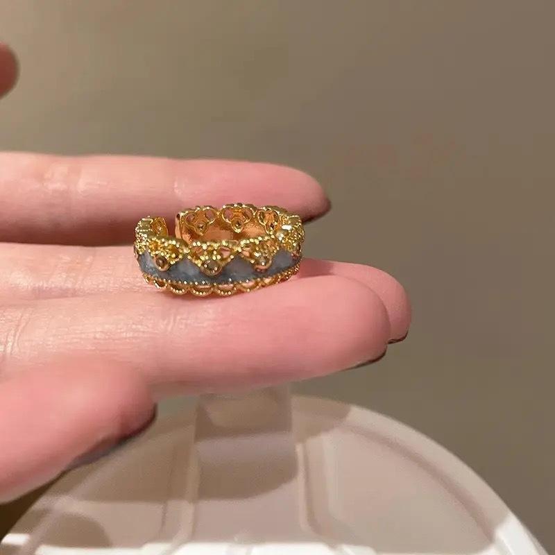 New Luxury Temperament Rhinestone Rings Vintage Irregular Metal Open Finger Rings For Women Party Jewelry Accessories Gifts