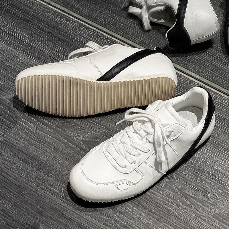 Autumn New Solid Color Comfortable Mens Casual Shoes Anti Slip Breathable Sports Shoes Wrapped Daily Commuting Walking Shoes