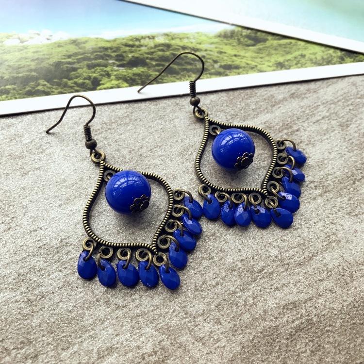 Shuimu's Language, Simple Water Drop Heart Earrings Femininity Small Retro Fashion Versatile Earrings
