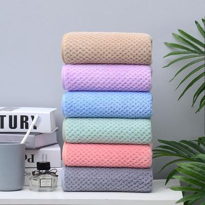 Serviette de Bain en Polaire Corail Ultra-Douce: Plus Absorbant que le Coton, Épais, Ne Peluche Pas, Qualité Premium pour Adultes