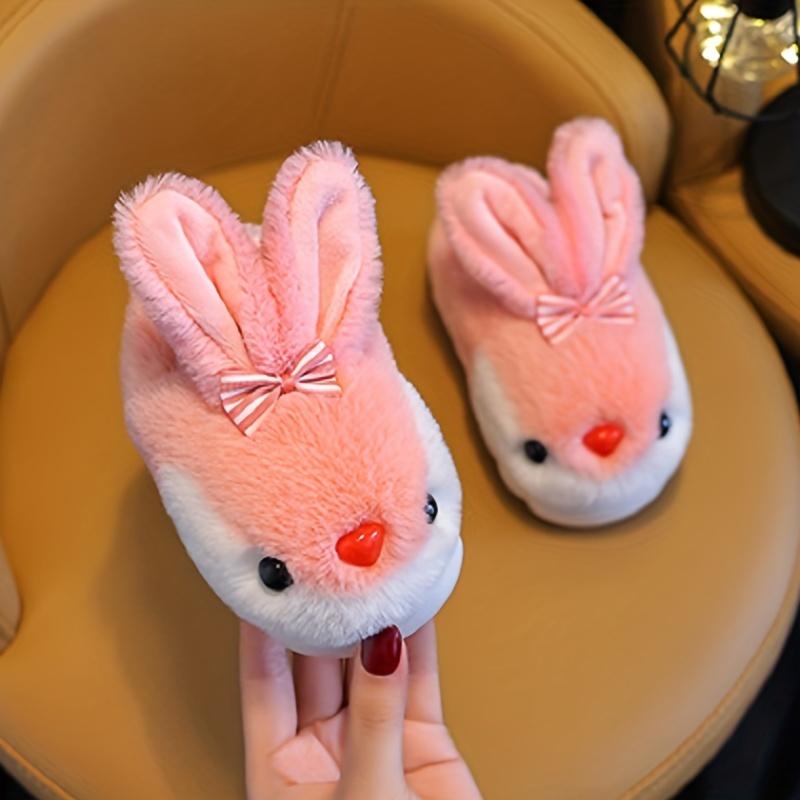 Winter Slippers for Girls, Cute And Warm Indoor Footwear for Toddlers.