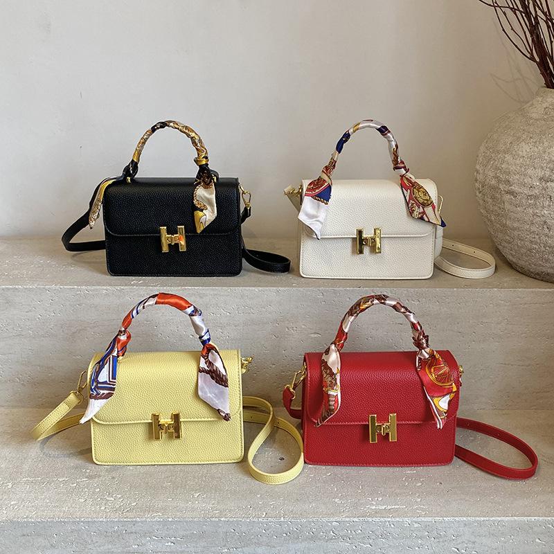 Fashion Popular Bag Women's 2026 New Bag Niche Texture Handbag Chain Single Shoulder Messenger Women's Bag