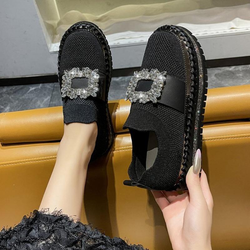 New Thick-soled Women's Single Shoes Are Versatile and Can Be Worn on One Foot with Breathability and Woven Fabric