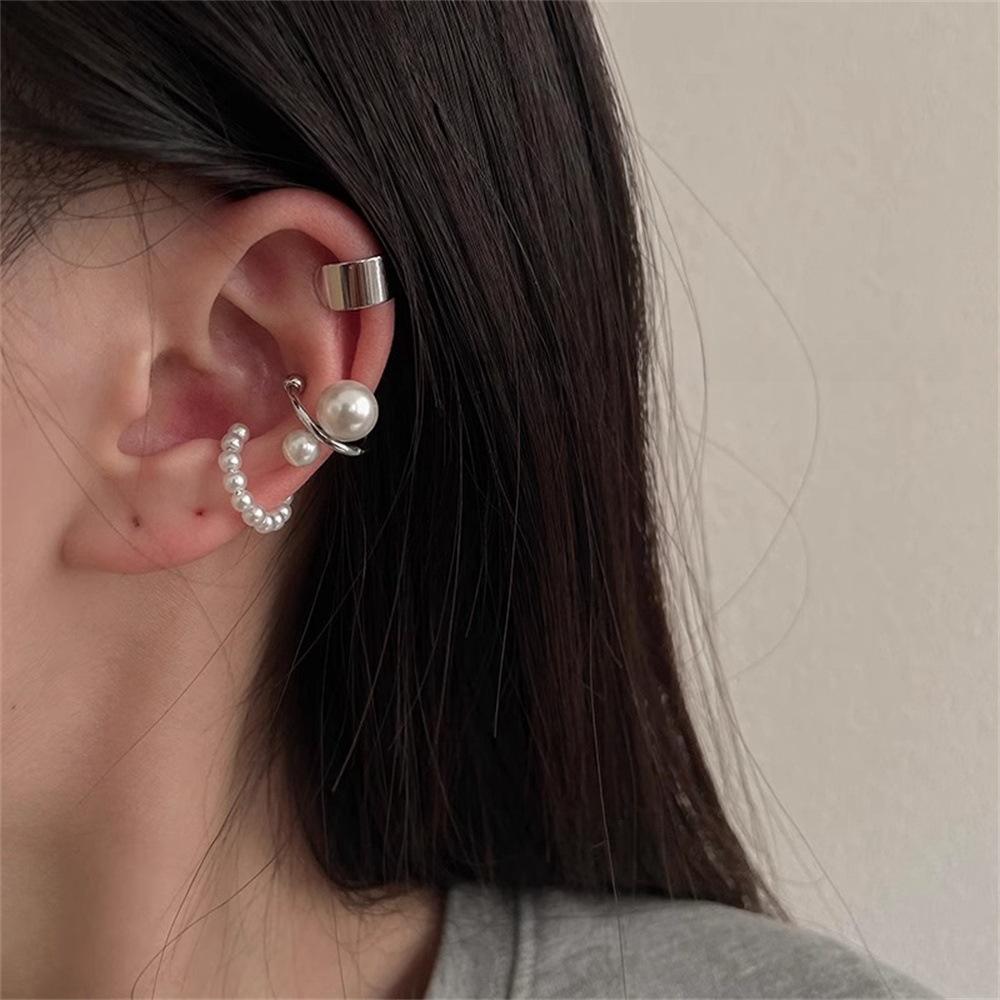 Three-piece Retro Pearl Ear Clips Women's 2025 Earless Earrings Earbone Clips