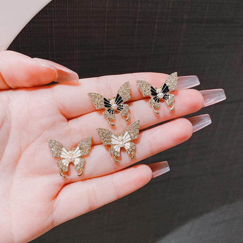 Unique Butterfly White Black Color Stud Earrings for Women Hiphop Geometry Metal Ear Party Jewelry
