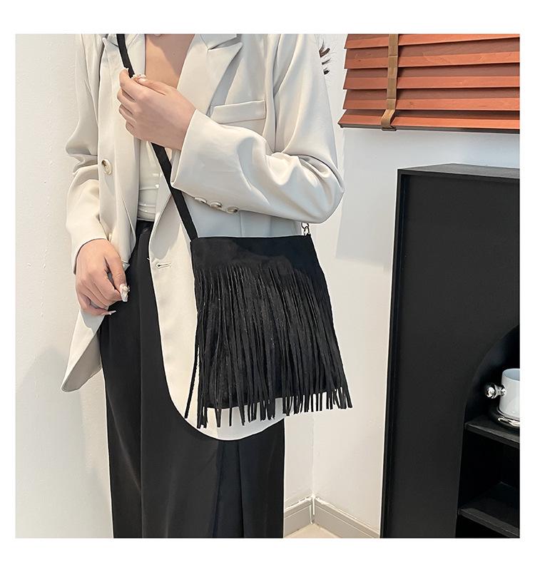 Women's Vintage Suede Tassel Crossbody Bag - Large Capacity and Fashionable (2025)