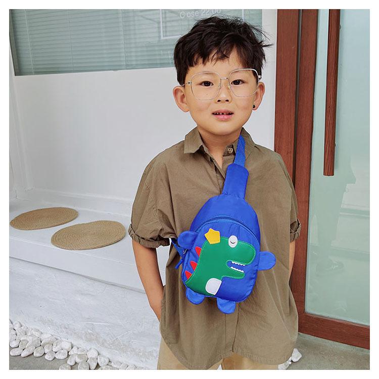 Borsa a tracolla per bambini con stampa di dinosauri, simpatico marsupio a cartoni animati per ragazzi e ragazze, borsa a tracolla leggera per l'uso quotidiano