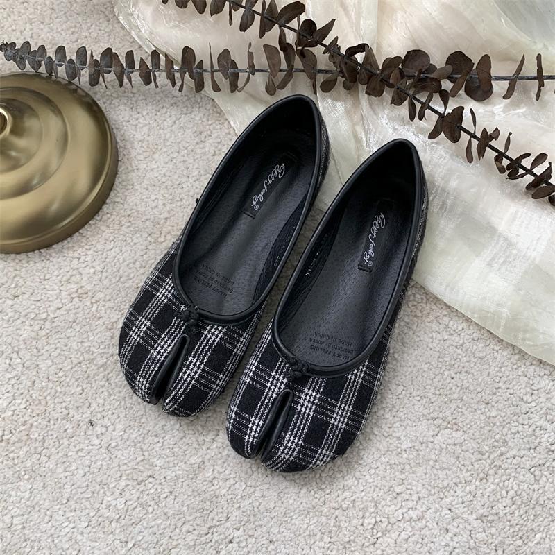 Fashion SUOJIALUN 2025 Autumn Women Flats Ballerina Shoes Fashion Split Toe Flat Ballet Female Casual Slip On Loafer Bot Knot Flats Muje