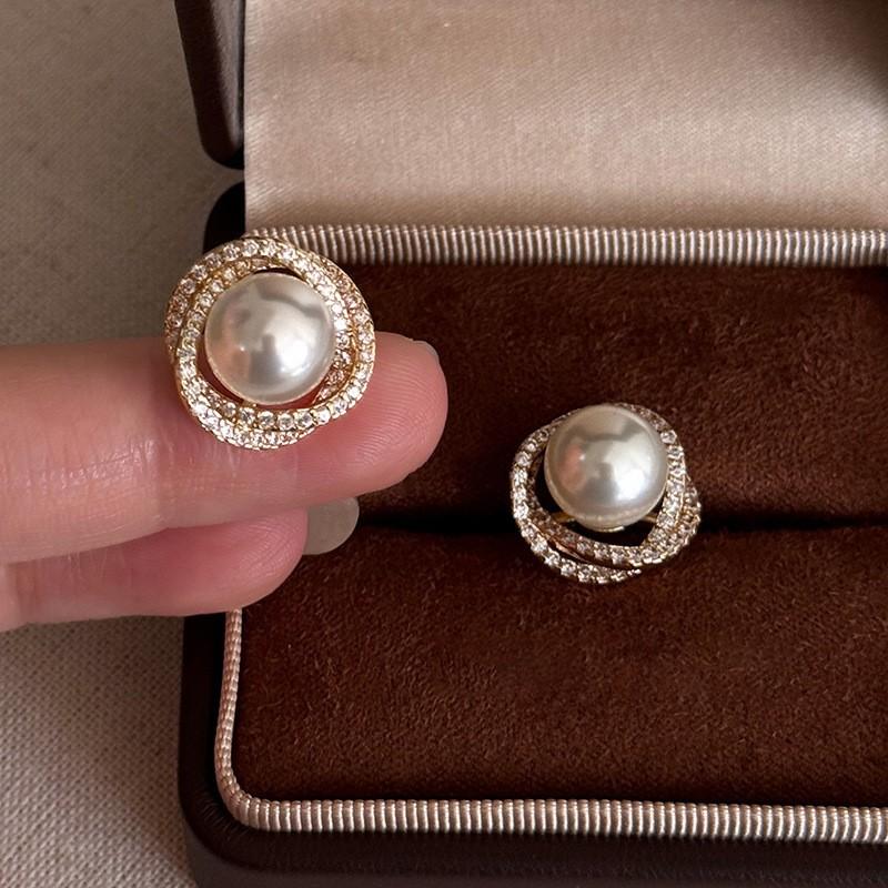 Zircon Geometric Pearl Stud Earrings Autumn and Winter Retro Elegant Earrings Temperament Earrings Women