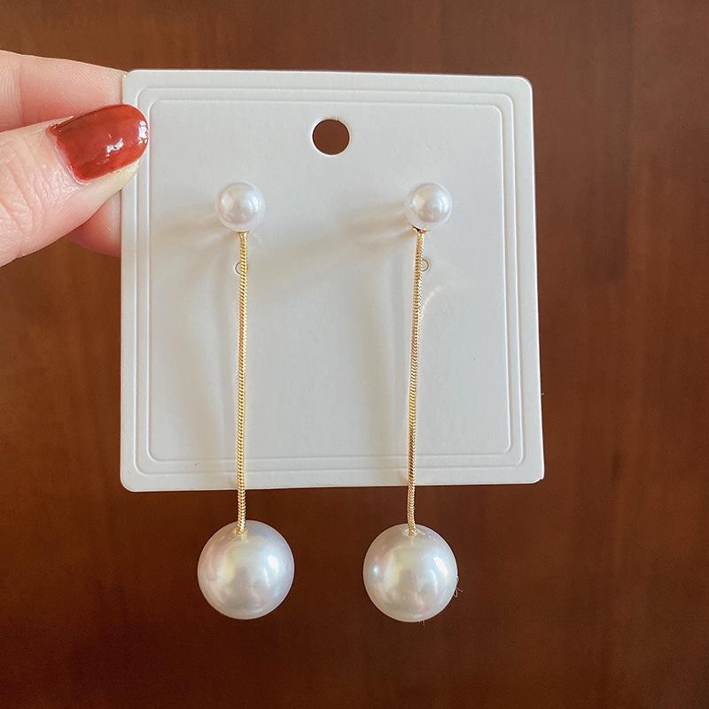 French simple water drop pearl earrings Internet celebrity same earrings retro high temperament earrings women