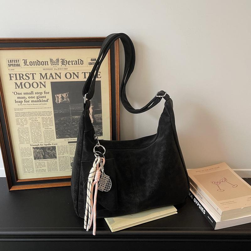

Stylish Women Versatile Tote Bag Spring Trendy Large Capacity Crossbody Bag Casual and Simple Commuting Bags for School Students чёрный