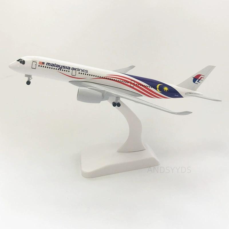 Aviation Malaysia Airways 1/400 Scale A350 Diecast Alloy Airplane With Base and Wheels Model Home Collection Hobby Gift Plane