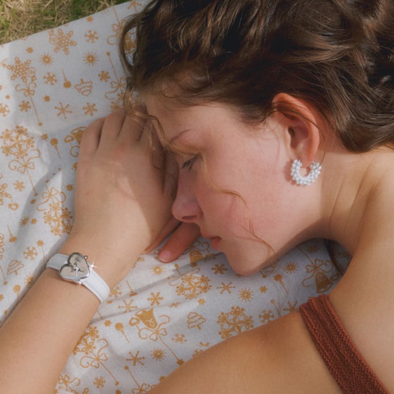 

VINTAGE HOLLYWOOD Vintage Heart Bracelet_VH2435BR003M White