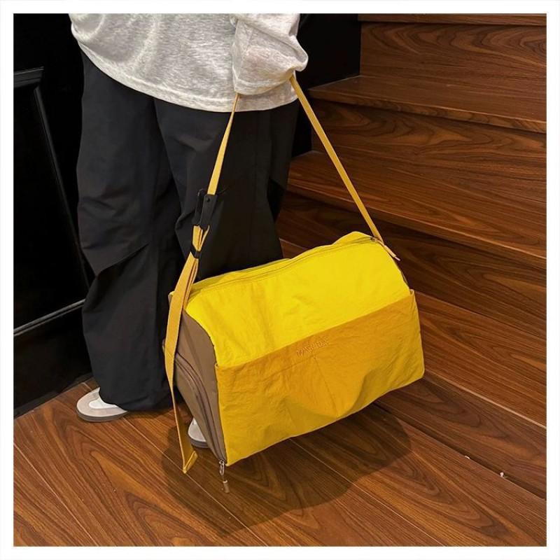 

Simple Color Contrast Light Travel Bag Large Capacity Swimming Fitness Casual All-matching Women s Cross-body 40x23x23