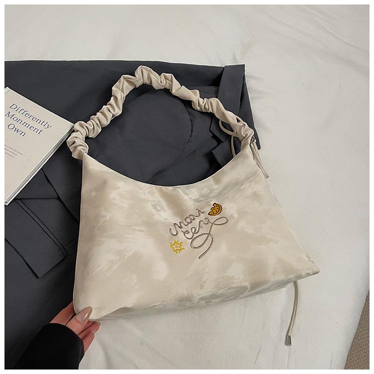 

2025 new casual large-capacity fashion retro feeling single shoulder hand-held underarm tote bag women