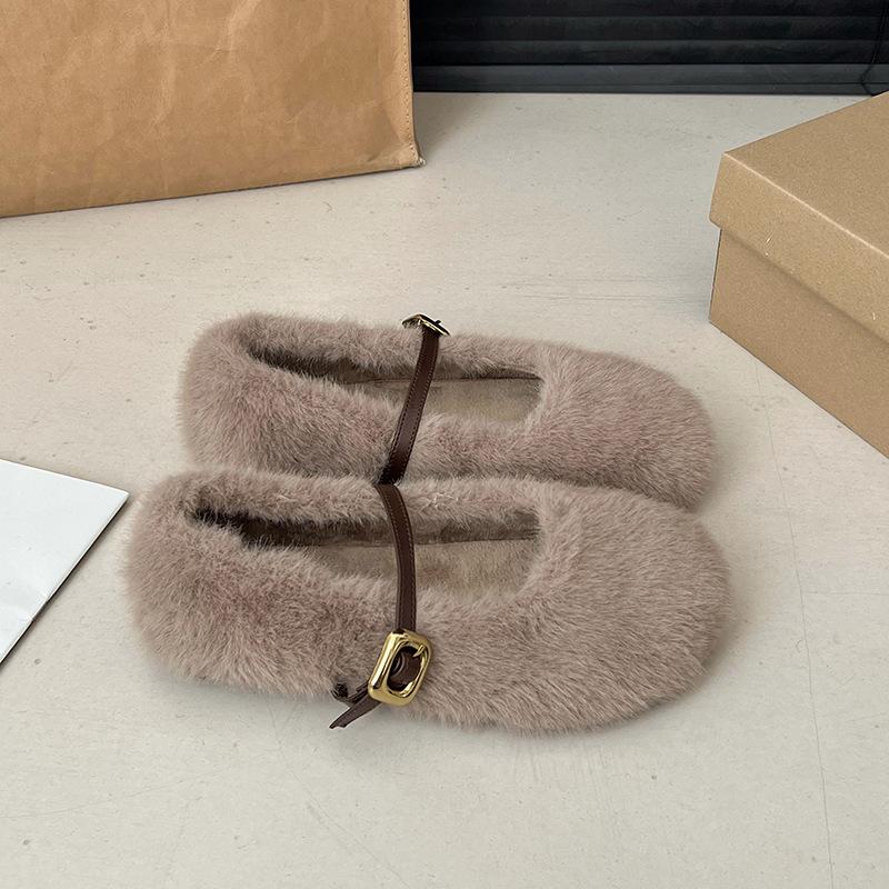 

White Mao Mao shoes outer wear women s shoes 2024 new round head shallow mouth flat bottom French with skirt Mary Jane single shoes 40 хаки