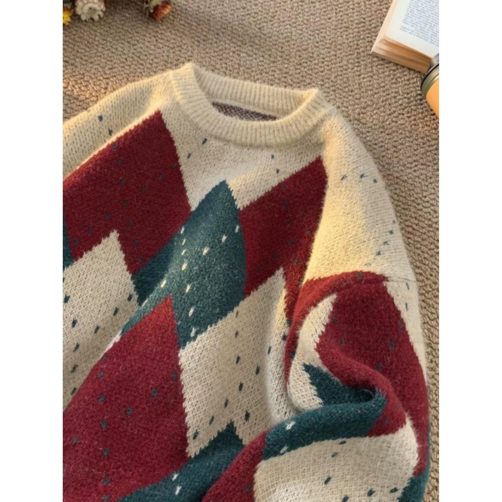Retro Plaid Diamond Christmas Sweater: Autumn/Winter Loose Knitwear, Thick & Stylish.