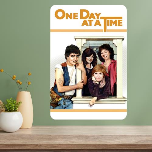 One Day at a Time Classic TV Show Metal Poster Sign 20x30cm（7.8x11.8inch）
