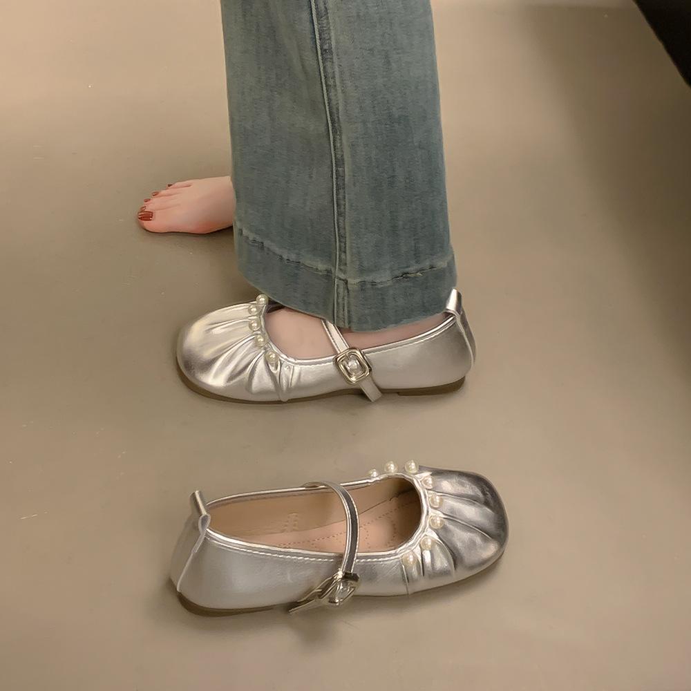 French Mary Jane Shoes Girl 2025 Autumn New Pearl Fairy Night Evening Wind Large Size Soft Sole Ballet Grandma Shoes