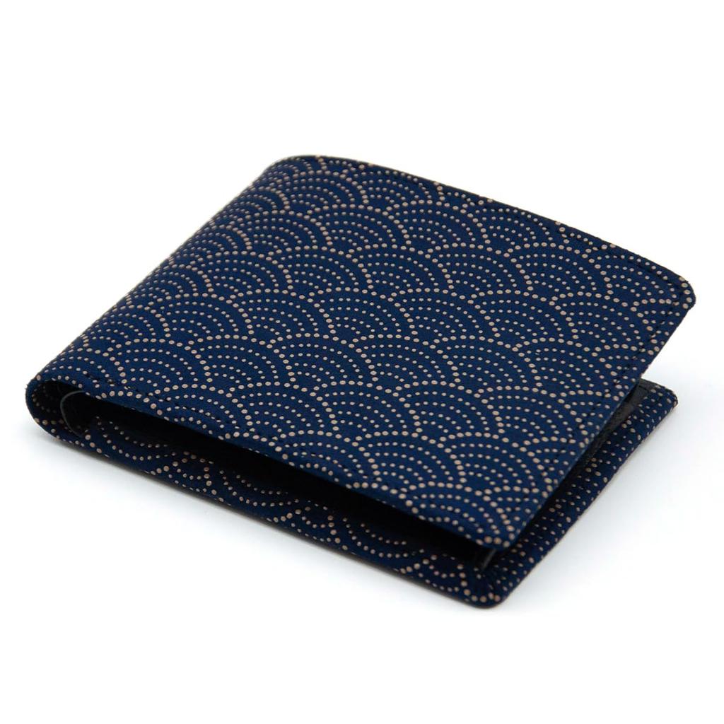 Inden Wallet Coin Purse Deerskin Traditional Craft Made in Japan Navy Blue with White Lacquer Seigaiha [Indenya] Bi-fold Men's No.2006 ([14-004]