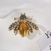 Bee Pearl Brooch, Insect Diamond-set High-end Niche Pin, Women's Rhinestone Brooch, High-end Clothing Accessories