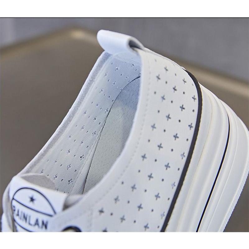 Chaussures d'été à plateforme plate en cuir véritable pour femmes, baskets de mode, chaussures respirantes noires et blanches, baskets de marque de mode pour dames