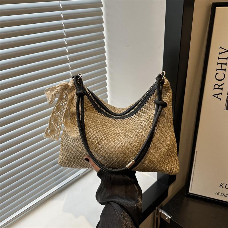 Elegant Vintage Woven Tote Bag For Women Perfect For Everyday Use And Fashion