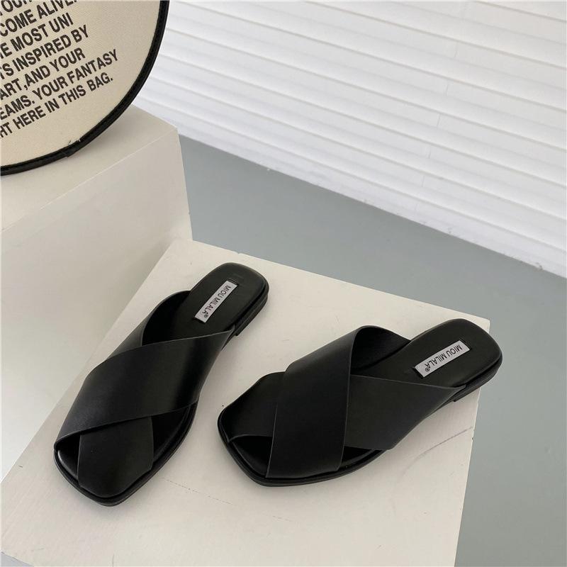 2024 Summer New Women's Shoes Fashionable Low Heel Slippers Square Head Outward Wearing Flat Bottom Lazy Sandals