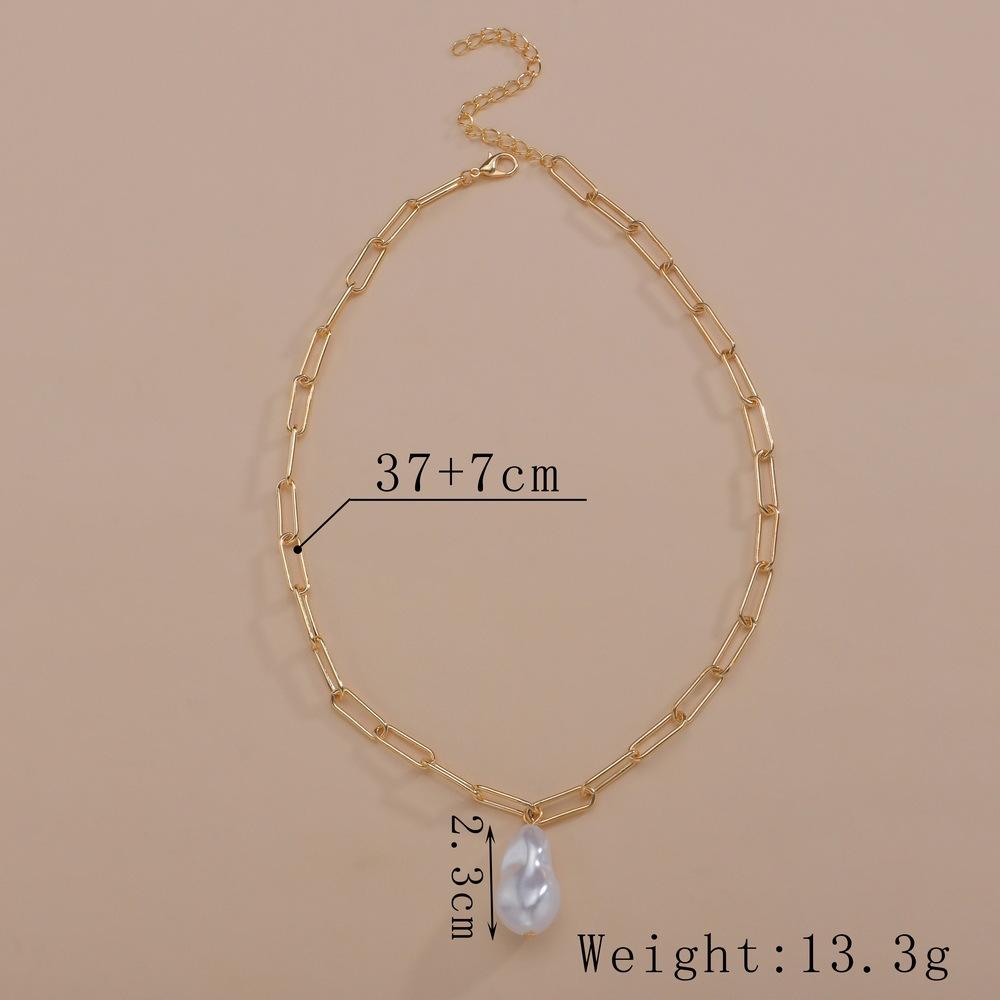 Personalized Creative Design, Irregular Special-shaped Pearl Pendant, Metal Lady Necklace, Collarbone Chain.