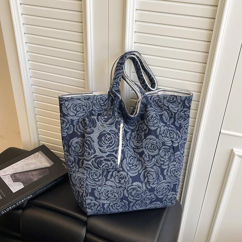 Xiaoxiangfeng camellia denim bag women's large-capacity tote bag 2025 new shopping bag commuter shoulder bag