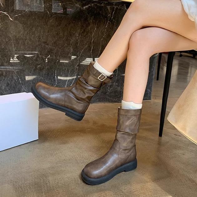 Grape mother autumn and winter new retro short boots Korean version pleated piling boots comfortable thick-soled Martin boots wear thin boots