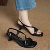 Mode 2025 Neue Superweiche Stiletto-Sandalen Damen Sommer Draußen Quadratische Zehen Offene Zehen Gekreuzter Einzelriemen Weiche Sohle Nicht Ermüdende Absätze