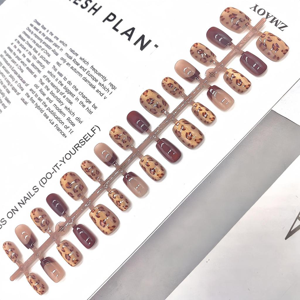 Cartoon Multi-Pattern High-Quality Wearable Nail Tips for Professional & Commute Style Manicure