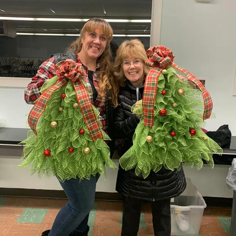 Christmas Tree Wreath Xmas Front Door Hanging Decoration Garland With Red Ribbon Golden Balls Window Layout Festive Holiday