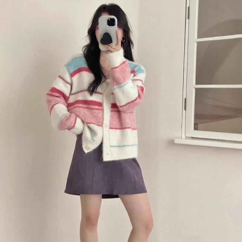 Autumn and Winter New V-neck Color Striped Knitted Cardigan Loose Design Soft Waxy Sweater Jacket Women