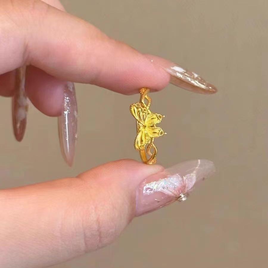 Elegant 2026 Gold Butterfly Ring for Women: Light Luxury & Versatile Gift for Her