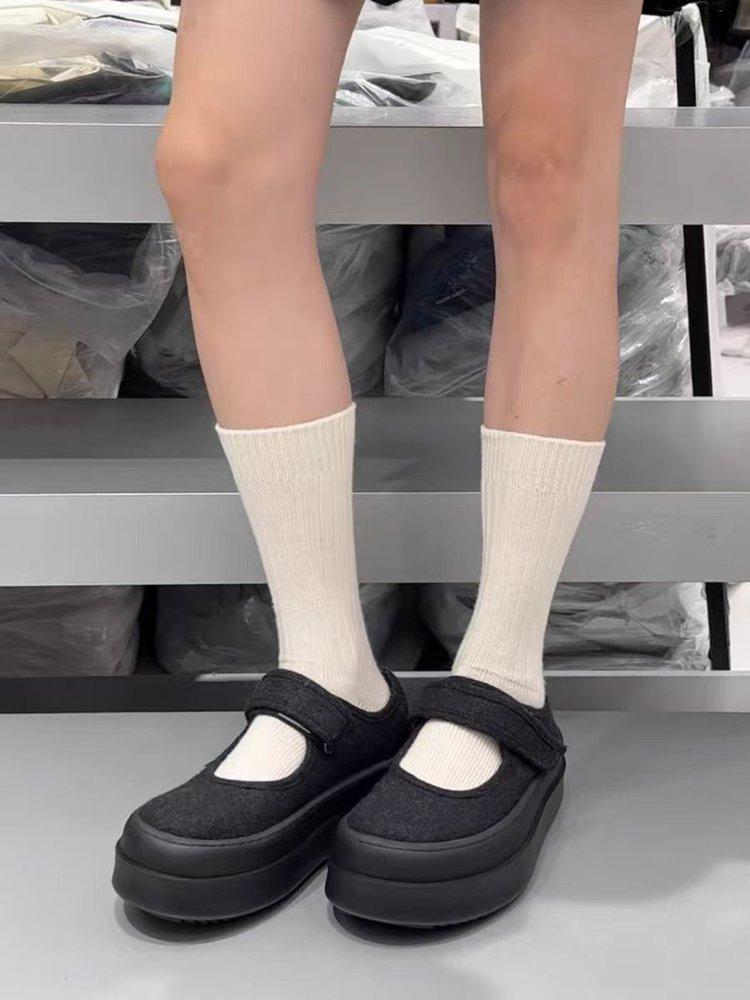 Soft leather version versatile fashion Velcro platform casual shoes women's 2024 winter new retro thin Mary Jane shoes