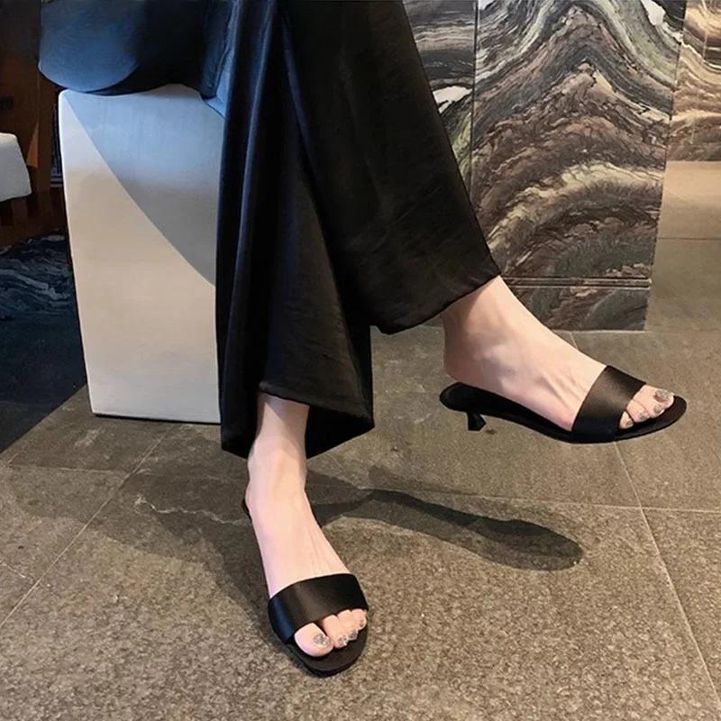 Fashion Summer Shoes Open Toe Slip on Women's Slippers Designer Ladies Elegant Dress Shoes Street Style Thin Heel Slides Women's Sandals