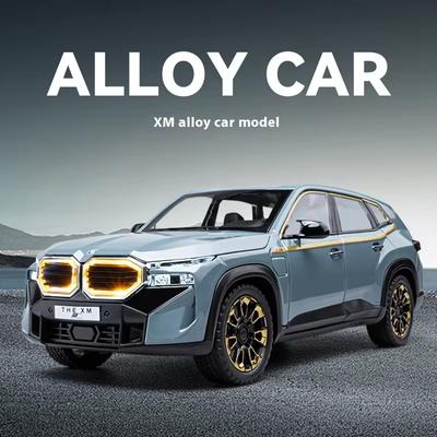 New 1:24 Scale Alloy Car Toy Model with Light and Sound Effects and Clockwork Mechanism Suitable for Children and Collectors Fun and Durable
