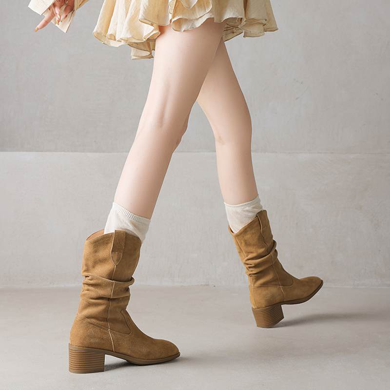 Krazing Pot Cow Suede Nubuck Winter Round Toe Modern Boots Med Heels Slip On Pleated Decoration Women Mid-calf Boots