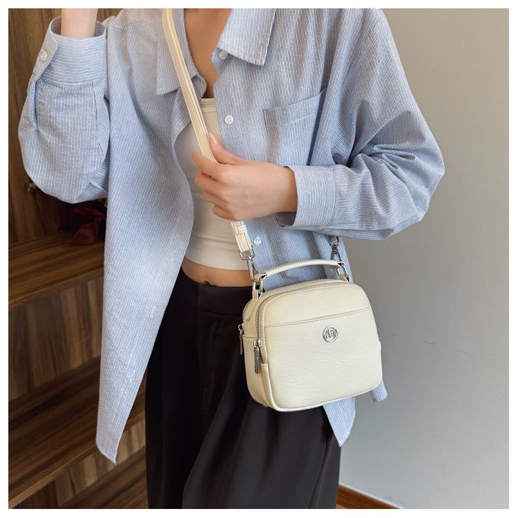 Crossbody bag women's bag new summer niche one-shoulder portable small square bag multi-functional backpack