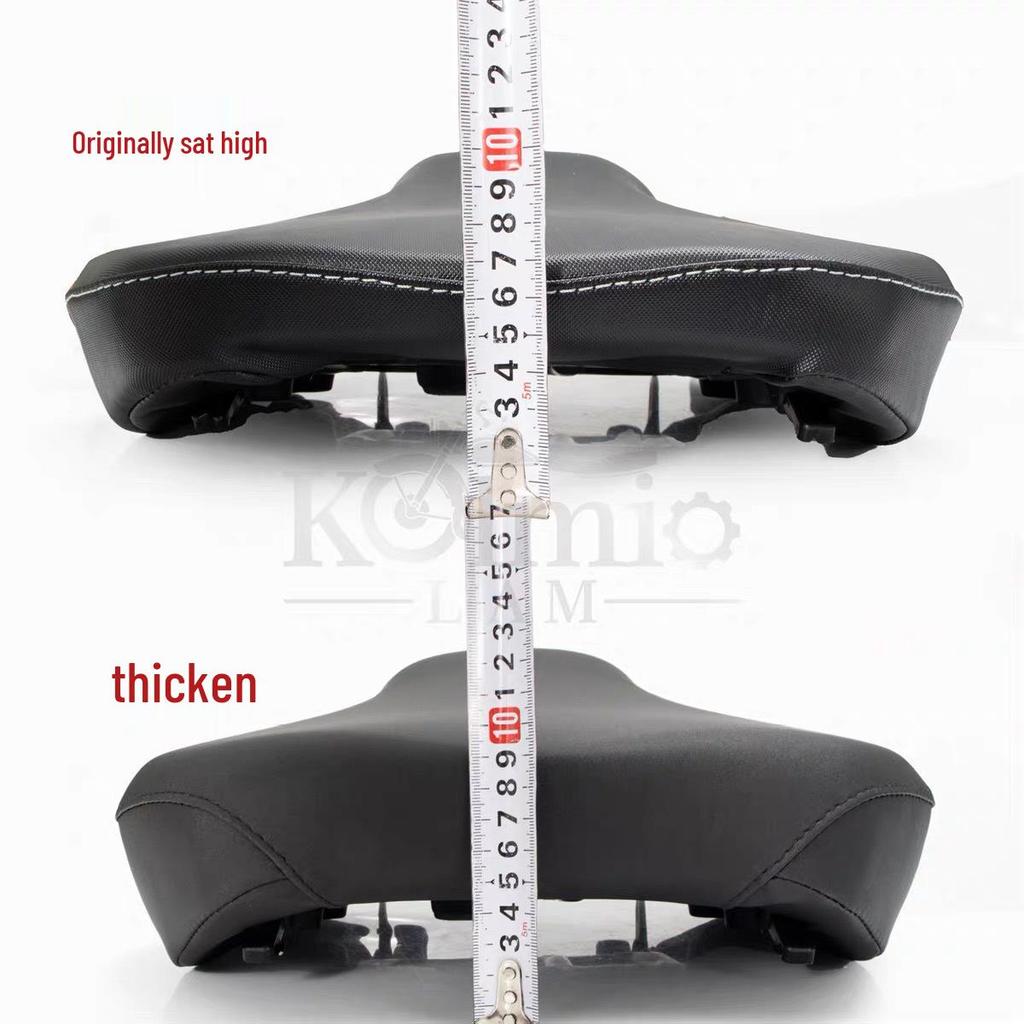 Suzuki GSXR1000 K17 2017-2025 Front & Rear Seat Cushion Assembly